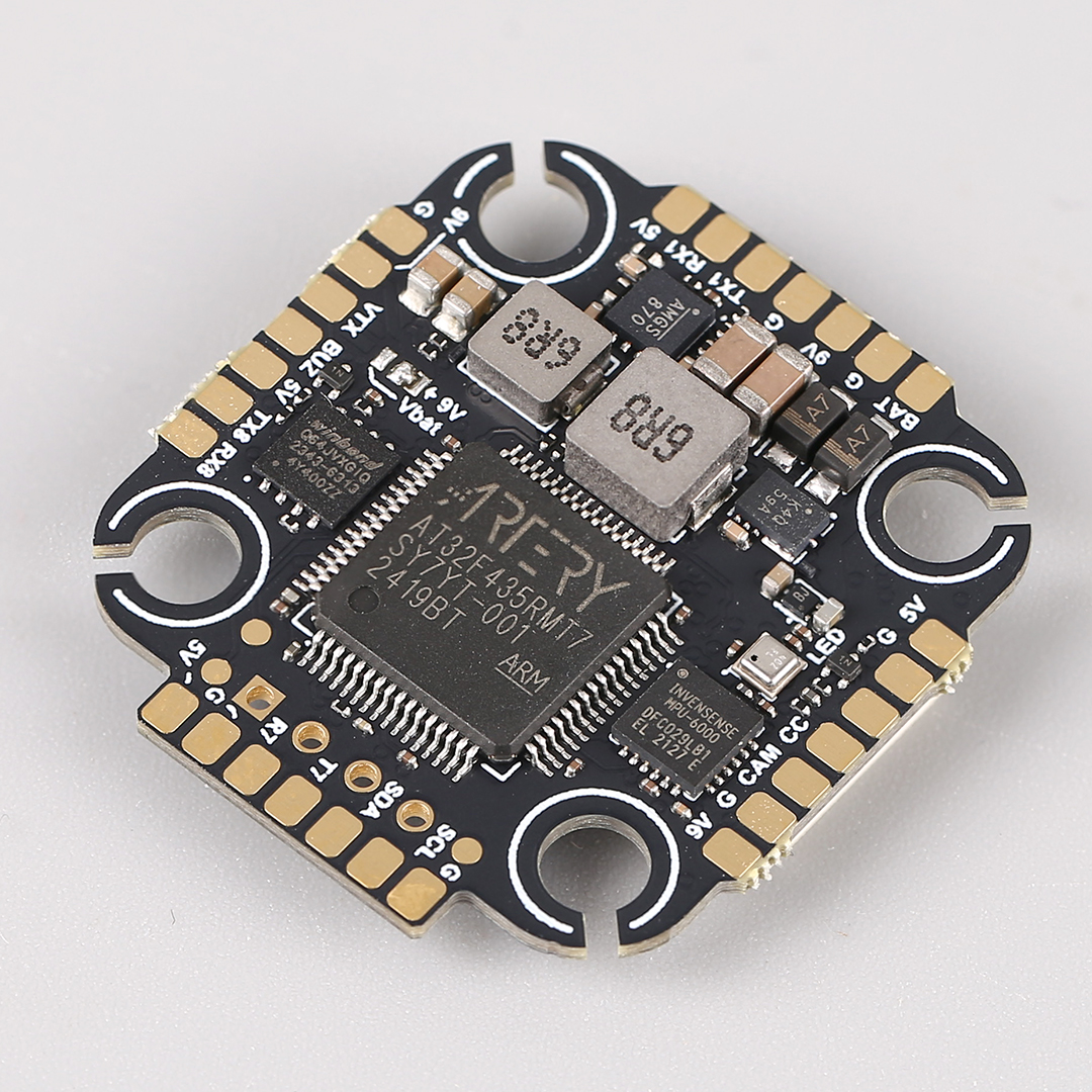 TBS Lucid FC pro Stack Compact - Fpv Drone Frame のレビューと価格